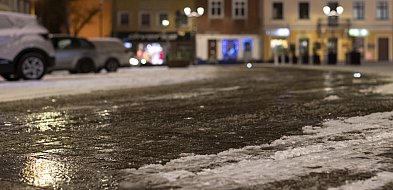 Uwaga na oblodzenie dróg i chodników!-89763