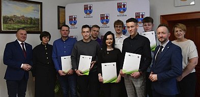 Kolejne dotacje na własne firmy od starosty [ZDJĘCIA]-90208