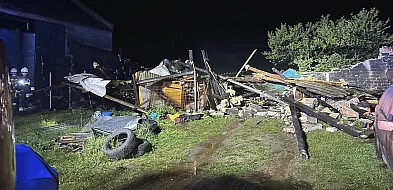 W nocy palił się budynek gospodarczy w gminie Krzywiń [ZDJĘCIA]