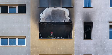 Groźny pożar mieszkania na os. Jagiellońskim w Kościanie! [ZDJĘCIA]