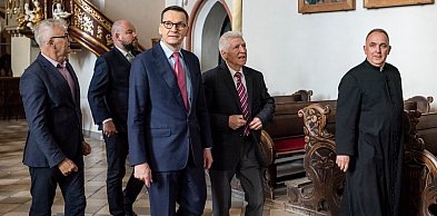 Były premier Mateusz Morawiecki z wizytą w Kościanie [ZDJĘCIA]