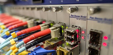 Niezawodny partner technologiczny dla automatyki i energetyki