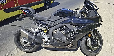 Zderzenie motocykla z osobówką na Gostyńskiej [ZDJĘCIA]