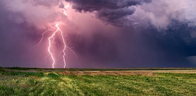 Ostrzeżenie przed burzami w powiecie kościańskim