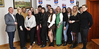 Kolejne dotacje na rozpoczęcie działalności przyznane [ZDJĘCIA]-89360