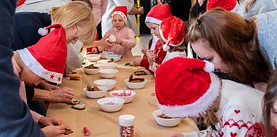 Wspólne zdobienie pierników z Dziećmi Niezwykłymi [ZDJĘCIA]-89970