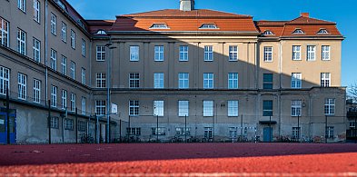 Ranking Liceów i Techników Perspektywy 2026. Awans naszych szkół-90388