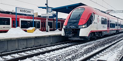 Opóźnienia i odwołania pociągów z powodu oblodzenia sieci trakcyjnej