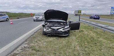 Nieprawidłowe wyprzedzanie doprowadziło do kolizji na S5 [ZDJĘCIA]