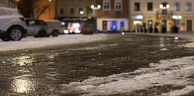 Uwaga na oblodzenie dróg i chodników!-89763