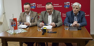 Starostowie opowiadają o szczegółach Nacławskiej