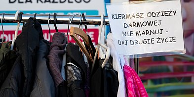 Powrócił kiermasz darmowej odzieży na Piastowskim