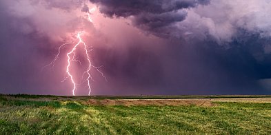 Ostrzeżenie przed burzami w powiecie kościańskim