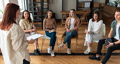 Jak skutecznie inwestować w szkolenia pracowników?