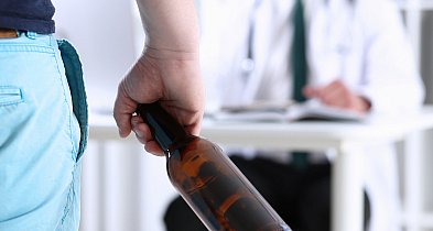 Ośrodek leczenia uzależnień – jak wybrać i nie trafić na pseudoterapie