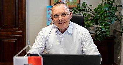 Artur Opas: Powiat inwestuje kompleksowo