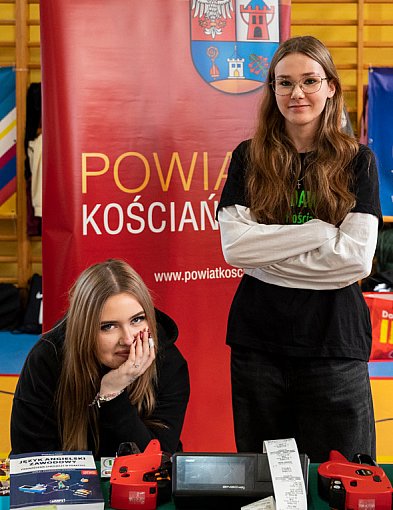 X Targi Edukacji i Pracy w Racocie. Wielu wystawców, tłumy zwiedzających [ZDJĘCIA]