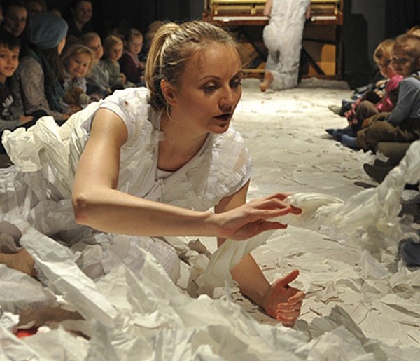 Teatralna Familiada. Zaproszenie do teatru najmłodsze dzieci-89675