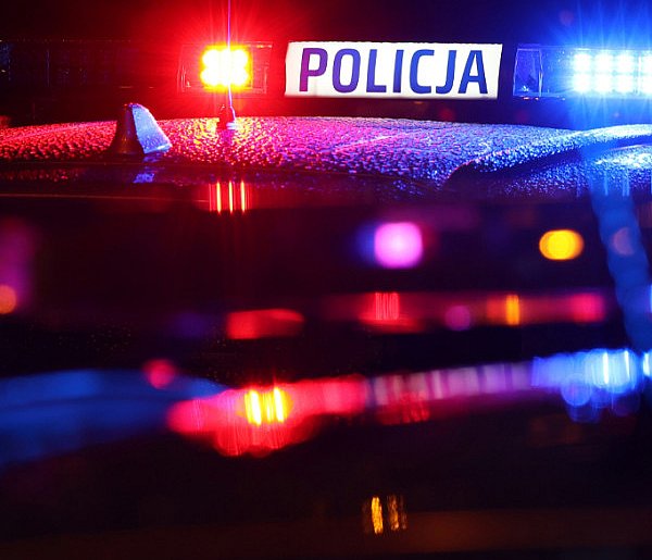 Uciekał przed policją z ojcem i 5-letnim synem. Był pijany-89715