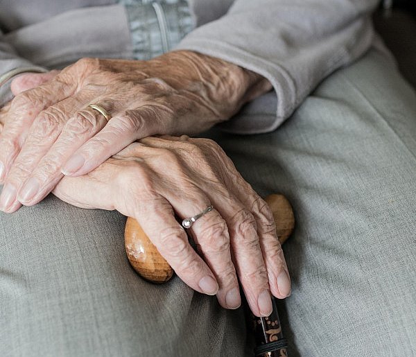 Te osoby dostaną dwie emerytury w grudniu. ZUS przesuwa przelewy-89727