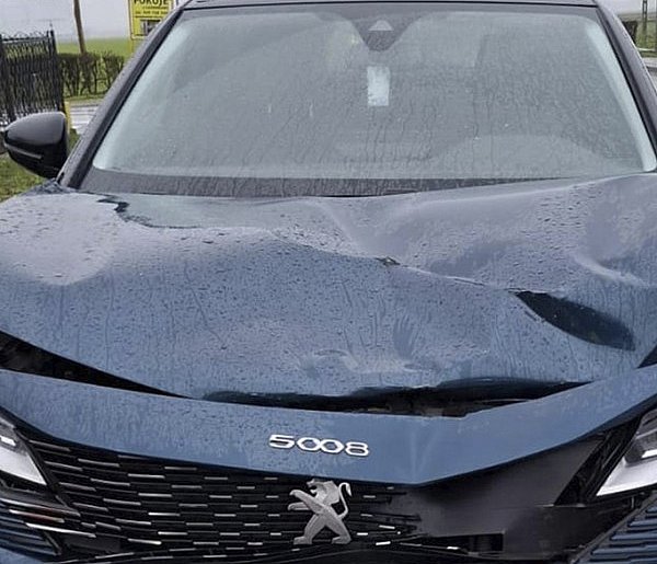 Potrącenie na przejściu dla pieszych. Kobieta trafiła do szpitala-89955