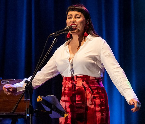 Koncert „Kolęda jest Kobietą”. Joanna Dudkowska i jej koleżanki na scenie-90352