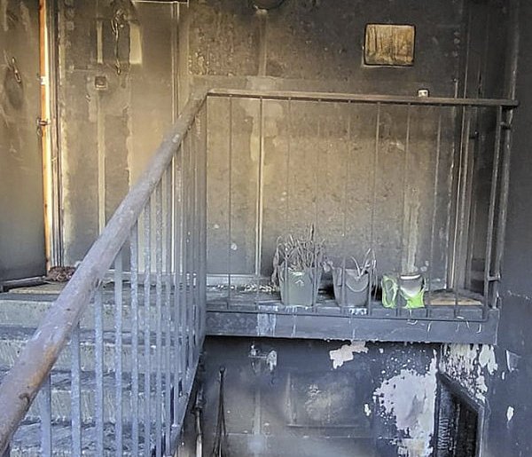 Kilka rodzin po pożarze w bloku spędzi noc poza swoimi mieszkaniami