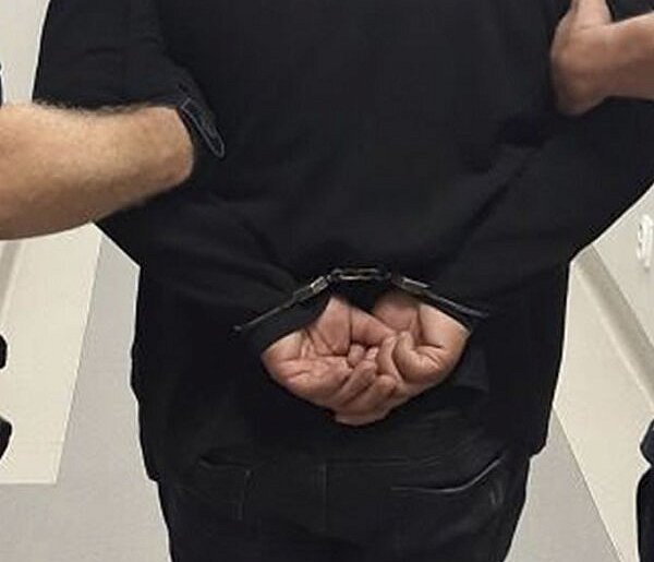 Pijany agresor uderzył dyrektora pięścią w twarz