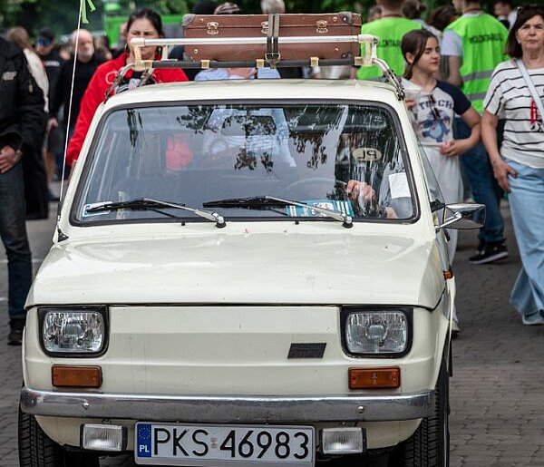 I Charytatywny Zlot Klasyków i Pojazdów Zabytkowych PRL [ZDJĘCIA]