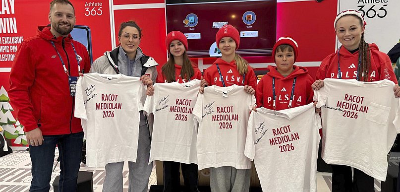 Kibice z Racotu odwiedzili olimpijską wioskę. Teraz szykują się na skoki