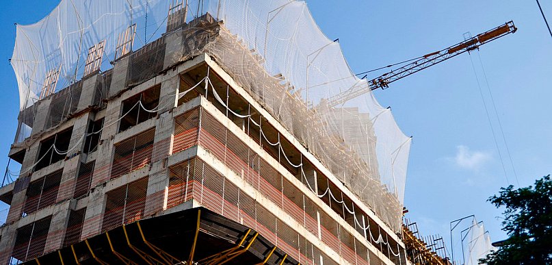 Francuskie kontrakty kuszą fachowców. Dlaczego murarze i spawacze z Polski chętnie