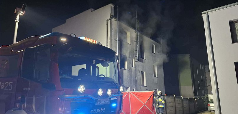 Tragiczny pożar na Gostyńskiej w Kościanie. Nie żyje mężczyzna [ZDJĘCIA]