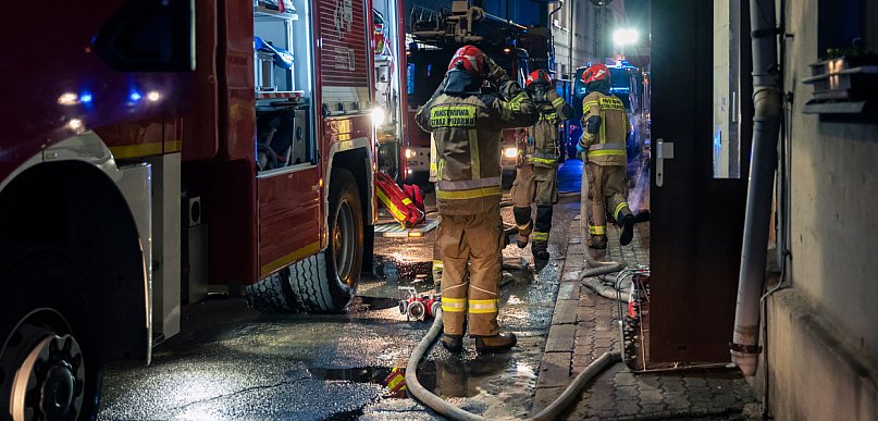 Pożar w mieszkaniu na ul. Garbarskiej w Kościanie! [ZDJĘCIA]