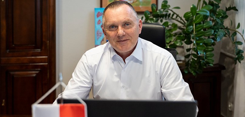 Artur Opas: Powiat inwestuje kompleksowo