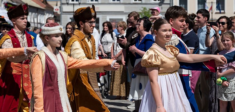 Piknik z okazji Święta Trzeciego Maja na Rynku w Kościanie [ZDJĘCIA]