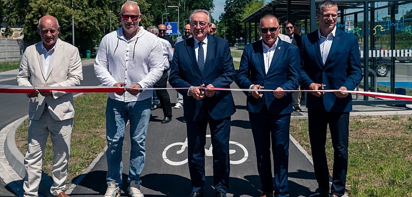 Punkty przesiadkowe w Starych Oborzyskach i Widziszewie otwarte [ZDJĘCIA]