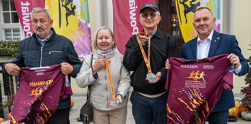Kościański Półmaraton. Zaprezentowano medale i koszulki - 89319