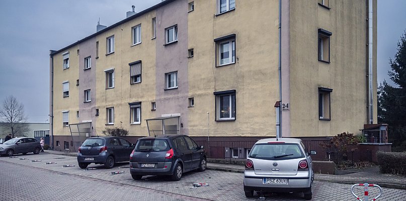 Mieszkańcy bloku nie mają ogrzewania ani ciepłej wody już od tygodnia - 89886