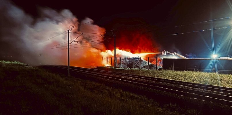Pożar w zakładzie recyklingu w Przysiece Polskiej!