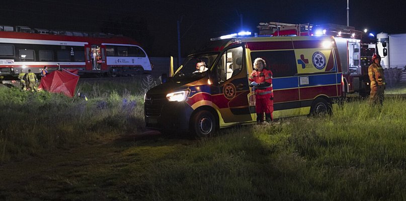 Nie ma zagrożenia życia dla mężczyzny potrąconego przez pociąg w Kościanie