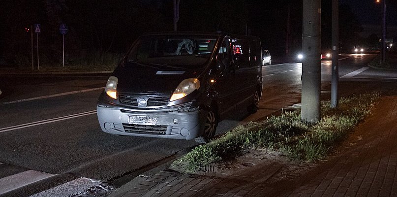Zderzenie dwóch aut na światłach w Racocie [ZDJĘCIA]