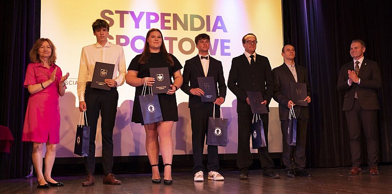 Kościańska Gala Sportu. Nagrody i stypendia dla sportowców  [ZDJĘCIA]