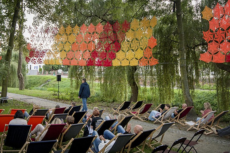 „Historia jednej płyty” – Oddział Zamknięty