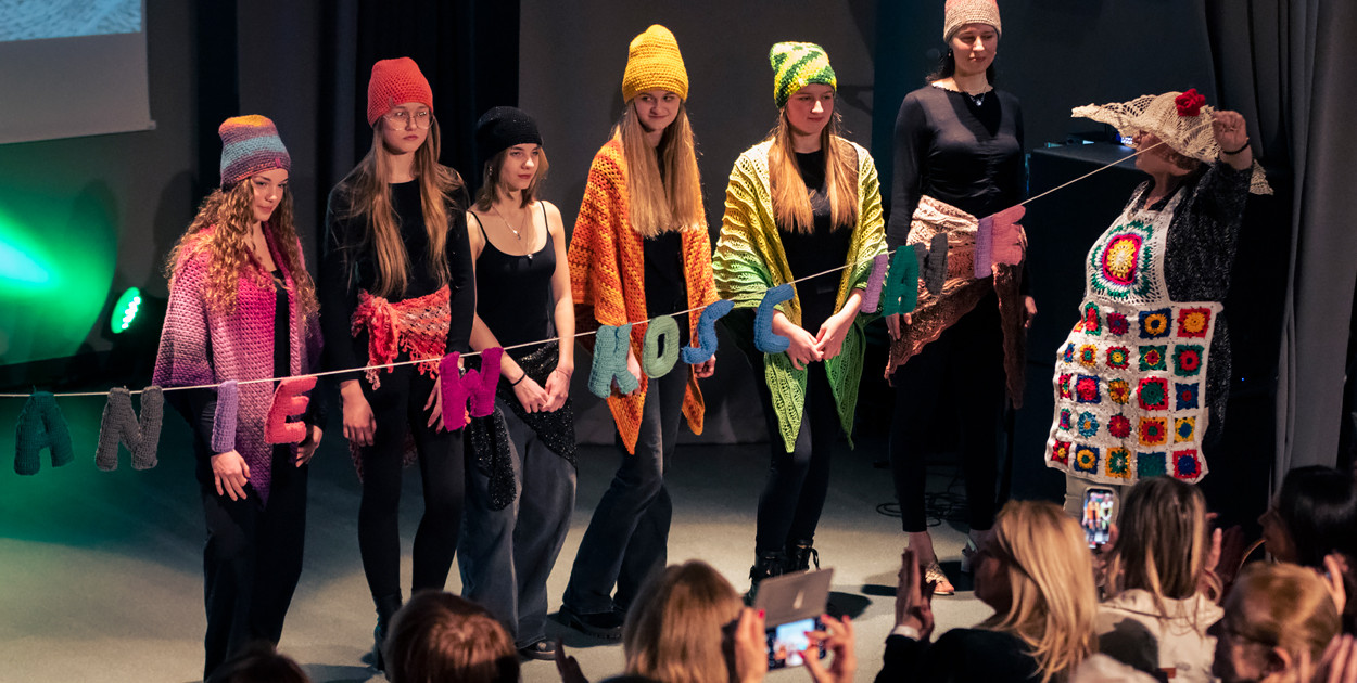 „Dzierganie w Kościanie” – ekscytujące drugie urodziny [ZDJĘCIA]