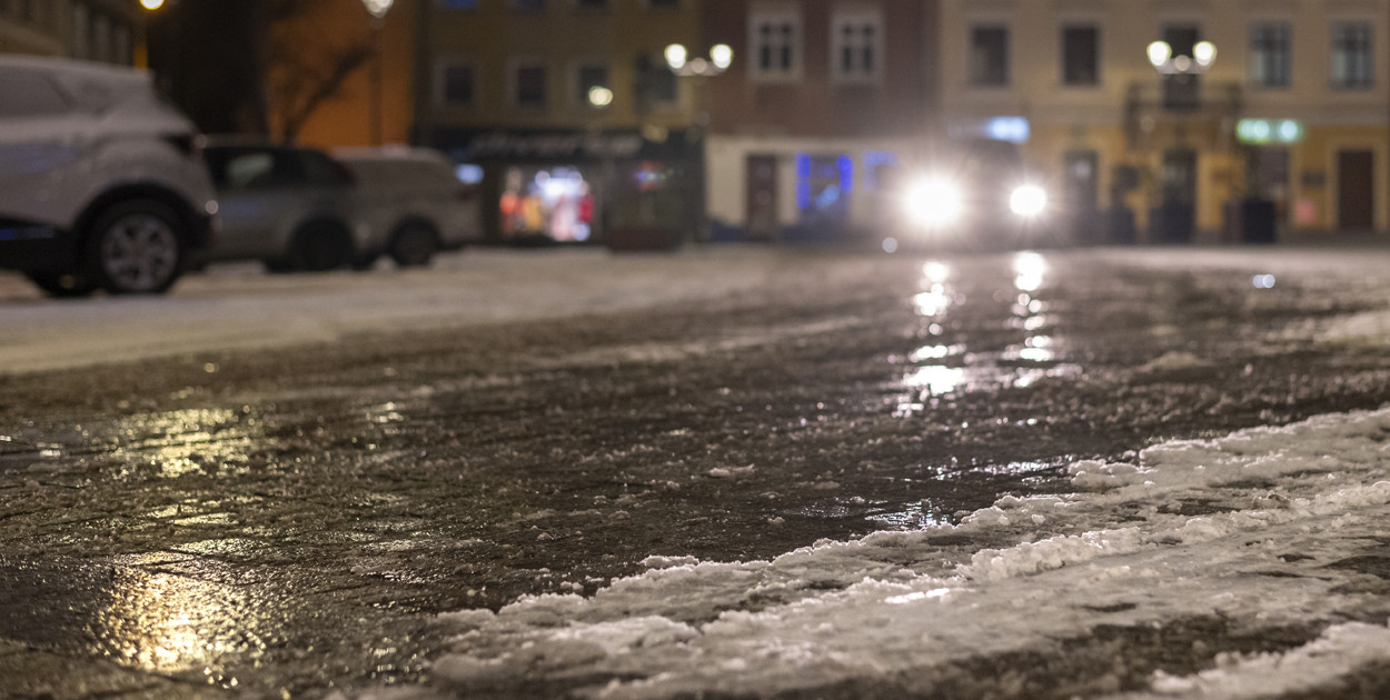 Uwaga na gołoledź! Ostrzeżenie dla powiatu kościańskiego