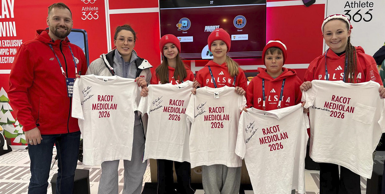 Kibice z Racotu odwiedzili olimpijską wioskę. Teraz szykują się na skoki