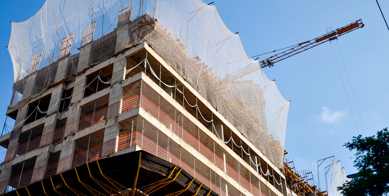 Francuskie kontrakty kuszą fachowców. Dlaczego murarze i spawacze z Polski chętnie