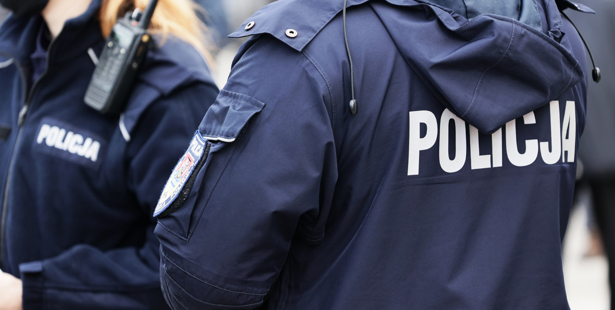 Awantura domowa w Kościanie. Syn dźgnął ojca nożem